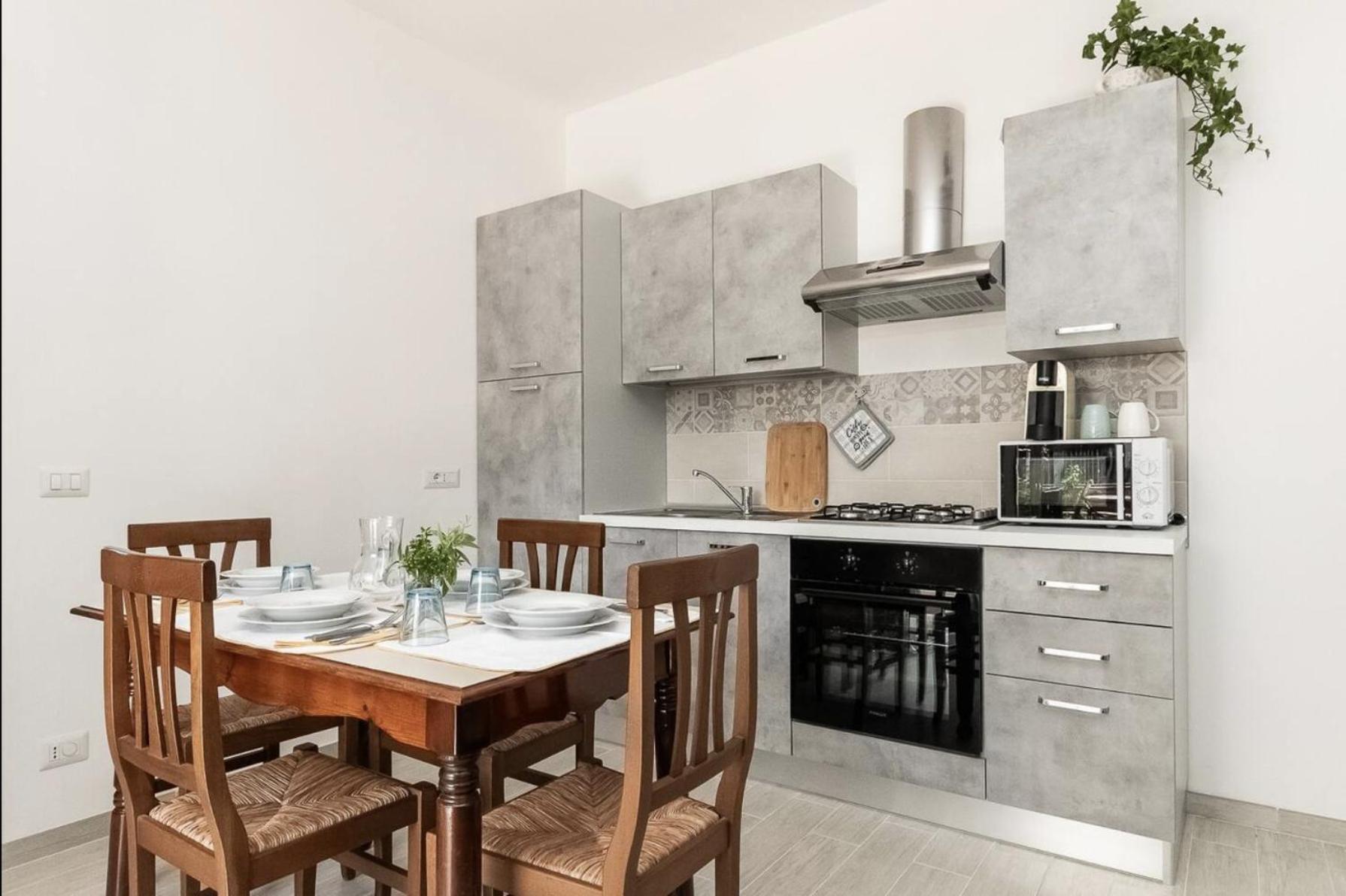 Oasi Di Pace Sarzana Villa Luni Luaran gambar